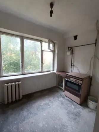 Продам 2-х комн кв-ру ул. Полоцкая/ Майский рынок под ремонт Донецк