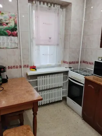 Срочно продам 1 комнатную малосемейку топаз Донецк