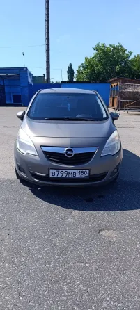 Opel Meriva B 2011 Донецк