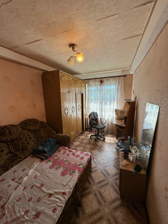 3-квартира остановка 55 квартал этаж 3/5 торг Макеевка