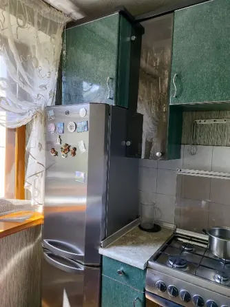 Продам 2- х комнатную квартиру, площадь Ленина Донецк