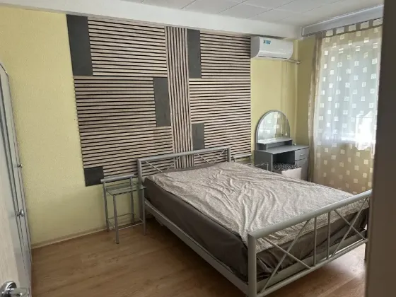 Продам 2 комнатную квартиру в центре Ворошиловского района Донецк