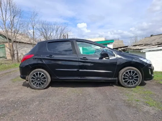 Продам Пежо 308 2008 года Харцызск