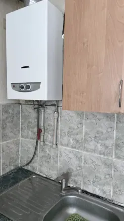 Продам 3 комнатную квартиру улица Артема Донецк
