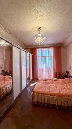 Продажа 3 ком. Сталинки в Ворошиловском районе г. Донецк, ул.Челюскинцев (ориентир Грин Плаза). Донецк