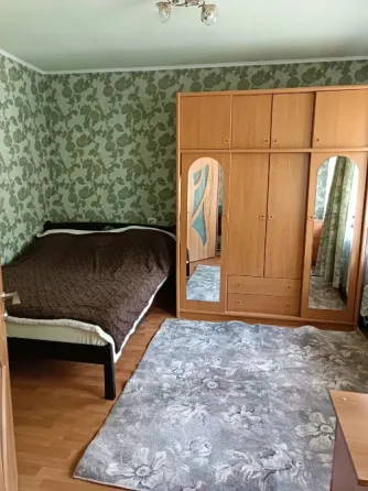 Продаётся 2-х комнатная квартира на земле, Червоногвардейский район Макеевка