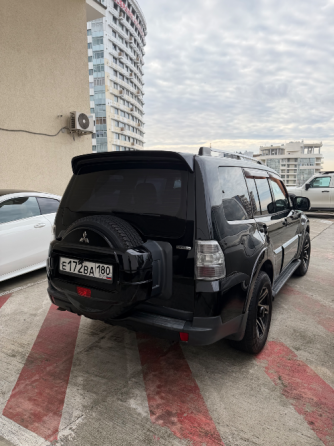 Mitsubishi Pajero 3.8 Газ-бензин Донецк