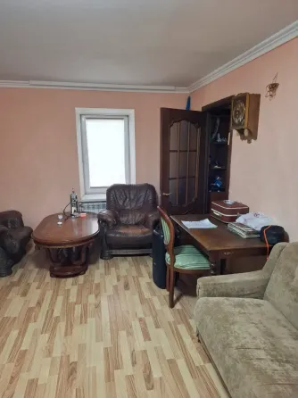 Продам дом на площади Бакинских комиссаров Донецк