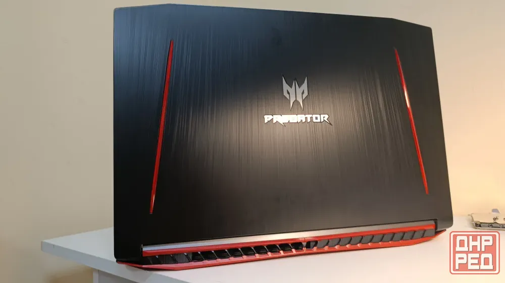 Большой игровой красавчик Acer Predator 13 игр Донецк - изображение 1