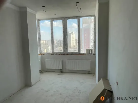 Продам 100 кв м Фаворит Новострой Шахтерская площадь Донецк