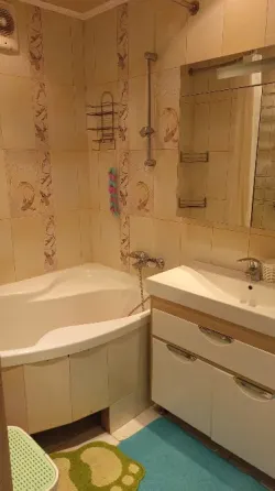 Продам 3к кв Шахтерская площадь Донецк