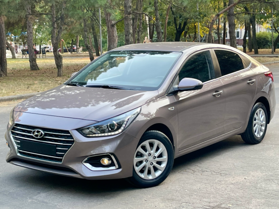 Hyundai Solaris Один хозяин из Краснодара состояние как новый ! Идеал ! Зелёная автотека ! Донецк