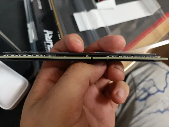 Оперативная память ddr4 2х8 16gb Макеевка