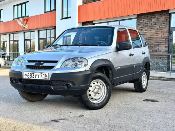 Продам Нива Шевроле 2015г Донецк