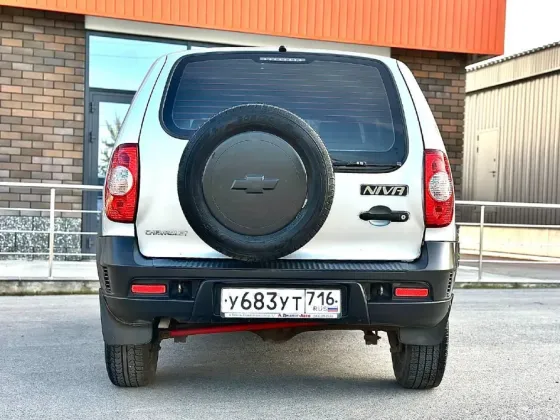 Продам Нива Шевроле 2015г Донецк