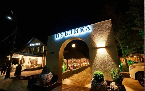 в ресторан требуется администратор Макеевка