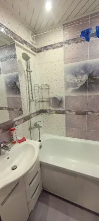 Сдается двушка в Буденновском Районе Донецк
