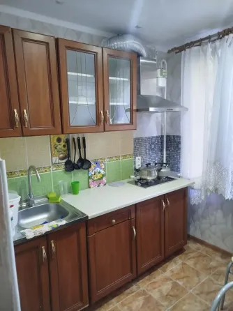 Аренда 2к кв, Черемушки, кв-л Строитель э Макеевка