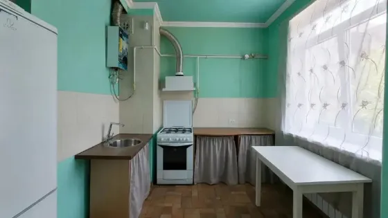 2 ком.сталинка ул.Николаевская Мариуполь