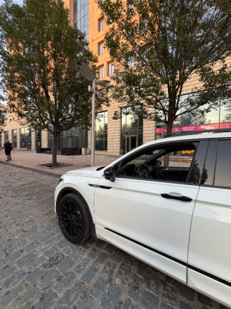 Продам Volkswagen Tiguan 2.0 AMT, 2022 Донецк