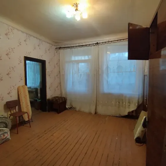 Продам срочно 2 комн. квартиру ул. Робеспьера Донецк