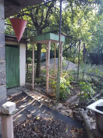 Продаю недорого дом на автовокзале "Червоногвардейская" со всеми коммуникациями. Макеевка