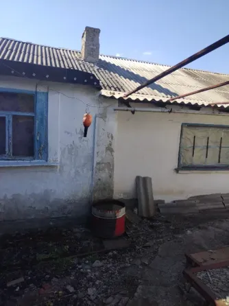 Продаю квартиру на земле в Пролетарском районе, Моспино на три - четыре. Донецк