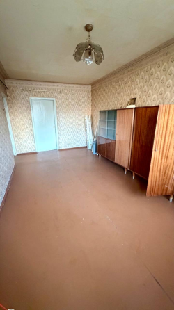 Продажа 3 комн. квартиры, ул. Нижнекурганска (ориентир Ледовая Арена) Донецк