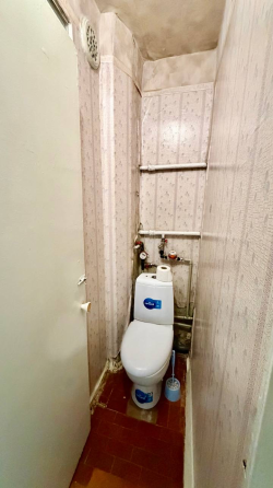 Продажа 3 комн. квартиры, ул. Нижнекурганска (ориентир Ледовая Арена) Донецк