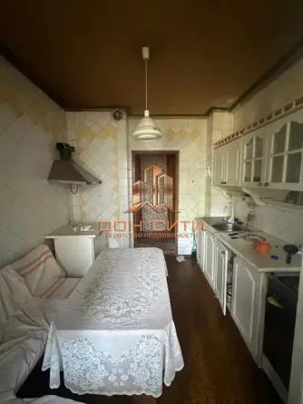 3-х ком. квартира на Цветочном, Буденовский р-н ул. 230 стр. дивизии Донецк