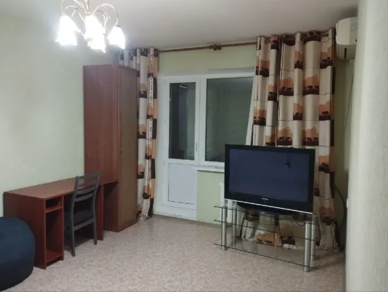 Продам 2к квартиру на Независимости 15. Донецк