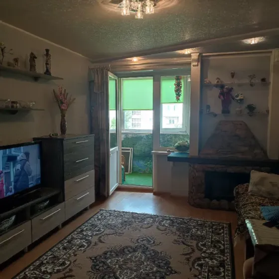 Продам 2к крупногабаритную квартиру на Щетинина, Стоматология. Донецк