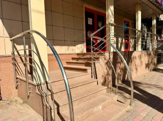 Готовый Бизнес. Общепит с Оборудованием Трафик. Центр 42 м² Донецк