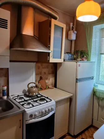 Сдается 1 к.кв в Ворошиловском р-не ( б.Пушкина) Донецк