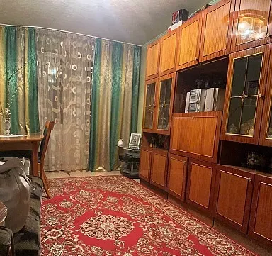 Продам 2-х комнатную, Центр, бул. Школьный Донецк
