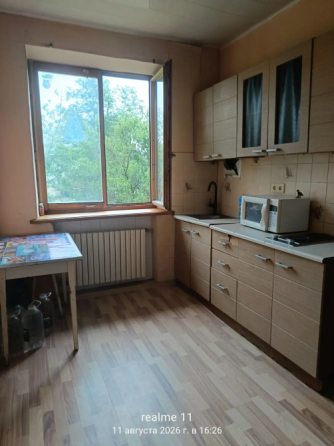 Продам 3-х комнатную квартиру в Червоногвардейском районе города Макеевка, 83 Квартал. Макеевка