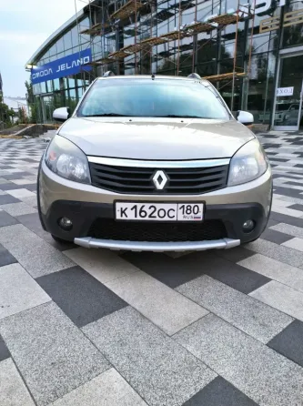 RENAULT SANDERO Донецк