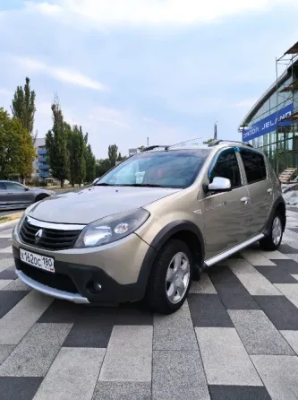 RENAULT SANDERO Донецк