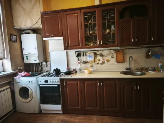 Сдам 4-х комнатную квартиру в Центре Макеевки Макеевка