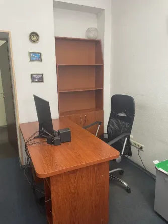 Сдам помещение под офис на пл. Ленина Донецк