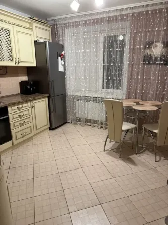 сдаётся однокомнатная квартира в ленинском районе Донецк