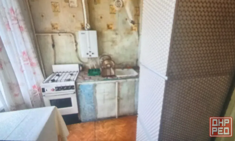 Продам 2ю квартиру в калининском районе, пр-т Ильича Донецк - изображение 3