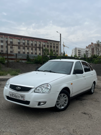 приора хетчбэк 2013 живая Донецк
