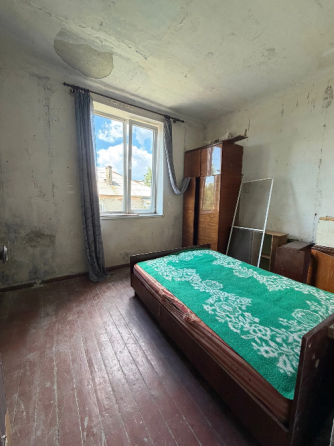 Продажа крупногабаритной 2 к.квартиры 2/2 г. Макеевка, Советский р-н, пос.Коммунар Макеевка