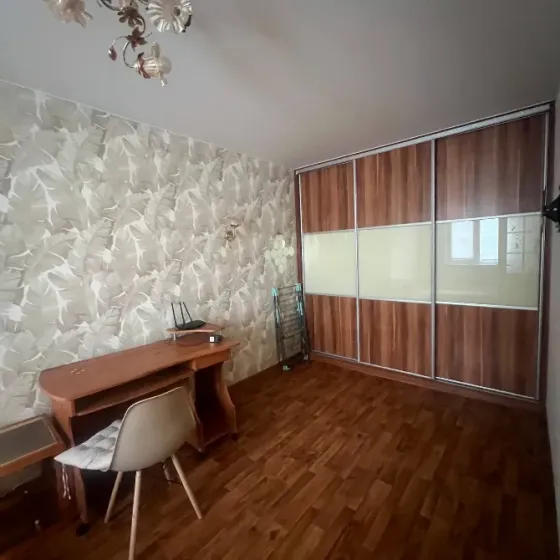 Срочная продажа 2-комнатной квартиры в Калининском районе на улице 50-й Гвардейской Дивизии Донецк