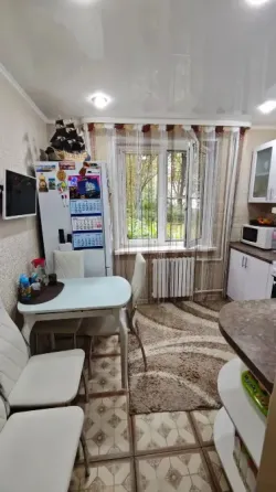 1-ком. квартира в Буденовском р-не, ул. Щетинина, вода 24 часа Донецк
