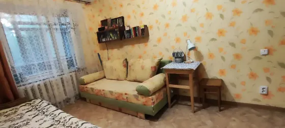 Отличная двухкомнатная возле Шахтерской площади Донецк
