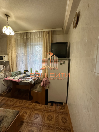 Продается 2-комнатная квартира (ориентир: школа 144) Донецк