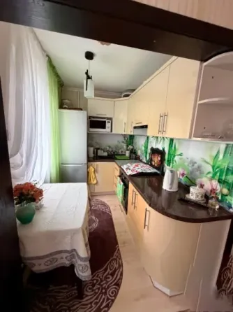 Продам 2х комнатную квартиру в Калининском районе Донецк