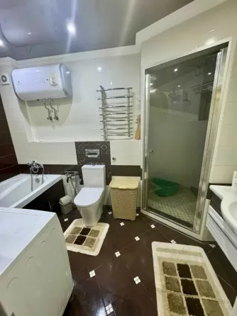 Продам 4х комнатную квартиру в Будённовском районе Донецк